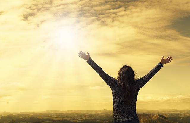 30 versículos de esperança para melhorar o seu dia!